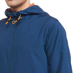Chaquetas cortavientos con capucha de última moda para hombre, para uso en exteriores, para entrenamiento, a precio económico al por mayor. - Product Image 4
