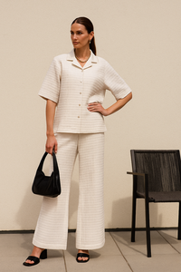 Ensemble coordonné pour femmes de haute qualité, haut à manches courtes en polyester doux, pantalon large, tailles M, L, XL, XXL, fournisseur en gros, Inde, Pakistan. - Product Image 2