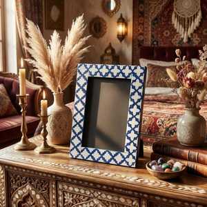 Marco de Fotos Moderno de Lujo con Incrustaciones de Resina y Hueso, Portafotos Decorativo Hecho a Mano con Elegante Patrón de Mosaico para Decoración del Hogar - Product Image 2