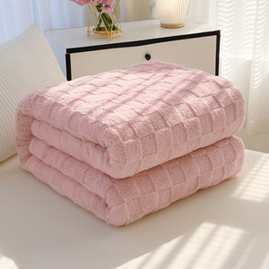 Super King Size Flannel Fleece Blanket Thick Double Sided Soft Warm Checkerboard <b>Throw</b> Blanket for Bed Sofa Wholesale OEM ODM - Product Image 5