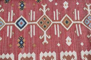 พรมปูพื้นสไตล์สแกนดิเนเวียน ทำจากเส้นใยปอกระเจา ทอมือ ใช้ได้สองด้าน เหมาะสำหรับห้องนั่งเล่น บ้านพักอาศัย และธุรกิจบริการ - Product Image 6