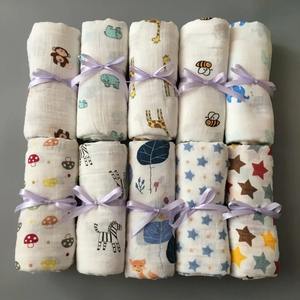 Baberos de Muselina 100% Silicona para Bebés Unisex, Antibacterianos, con Cierre de Botón, 4 Capas, Tela Suave y Absorbente, Forro de Algodón - Product Image 1