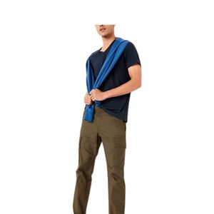 T-shirt classique à col rond pour homme, manches courtes, décontracté, uni, doux, léger, respirant, pour usage quotidien, fabricant OEM - Product Image 5