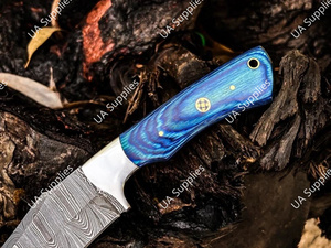 มีดแค้มปิ้งคุณภาพสูง ดีไซน์ใหม่ปี 2025 เหล็กดามัสกัส ลายบิดแบบดรอปพอยต์ ด้ามจับไม้ปักก้า ออกแบบตามหลักสรีรศาสตร์ - Product Image 4