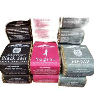 Jabón de belleza herbal natural - Product Image 1