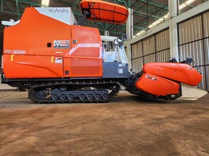Cosechadora Combinada DC108X de 108 HP, Motor Diésel de Alta Eficiencia con Transmisión por Engranajes, Cosechadora de Arroz, Maíz y Trigo, Maquinaria Agrícola - Product Image 5