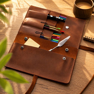 Estuche enrollable de cuero duradero para artistas, organizador de viaje para acuarelas con múltiples ranuras, fabricante OEM personalizado en venta - Product Image 3
