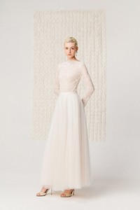 Nueva Llegada, Elegantes Blusas para Mujer, ODM, Mangas Largas, Encaje Negro, Hombros Descubiertos, Blusas y Camisas de Mujer de WhiteAnt - Product Image 2