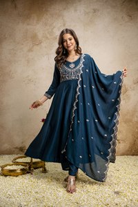 Conjunto de Pantalón y Kurta Anarkali Bordado de Lujo para Mujer, Traje Étnico de Diseñador para Fiestas, con Dupatta - Product Image 1