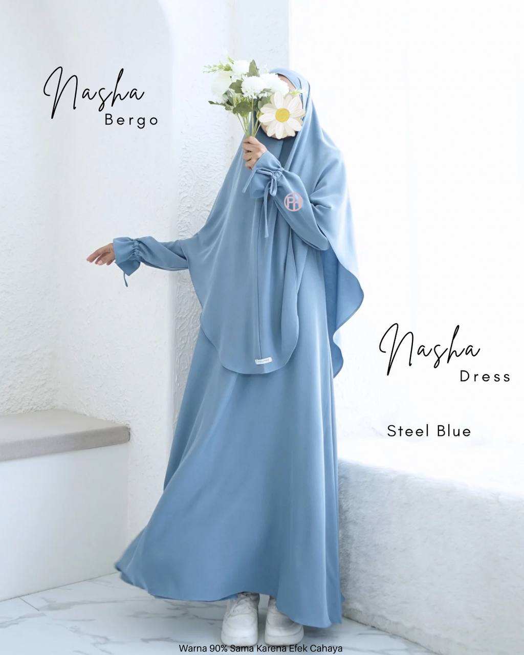 สีน้ำเงินเหล็ก