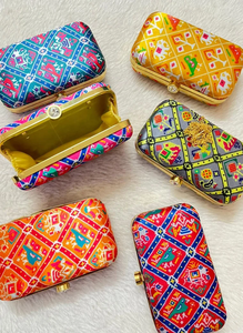 Patola, hecho a mano, bolso de mano de noche indio, bolsos de tela estampados de seda para boda, regalos Diwali de devolución de, diseño de monedero estampado - Product Image 4