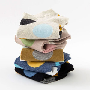 Chaussettes d'hiver épaisses de haute qualité pour femme, longueur mi-mollet, pour yoga et danse, motif animaux grands yeux mignons, en mélange de coton tricoté, chaussettes d'intérieur - Product Image 4