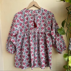 Tunique à imprimé floral, col mandarin, manches longues, imprimé floral, haut décontracté, col profond avec fermeture à cordon, imprimé à la main - Product Image 1