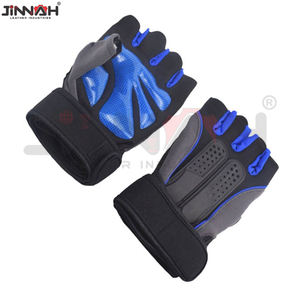 Gants de musculation demi-doigts personnalisables avec logo pour hommes – Disponibles en gros pour l'entraînement et le fitness – Gants de fitness OEM - Product Image 3