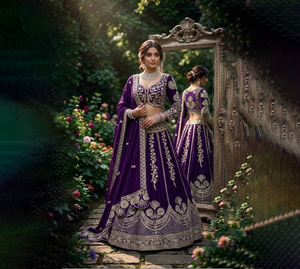 Lehenga Choli Dupatta de Seda de Diseño Tradicional de Alta Calidad al por Mayor, con Bordado Multihilo, Lavable a Mano, Listo para Usar - Product Image 1