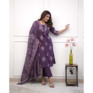 ชุดสวมใส่สำหรับงานปาร์ตี้ที่สวยงามจากดีไซเนอร์ชุดกระโปรงและชุด dupatta ขนาด XL - Product Image 3