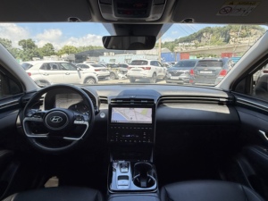 Tucson 2023 Blanco, SUV Mediano, Gasolina, Automático, Volante a la Izquierda, 5 Plazas, Auto Usado con Control de Crucero y TPMS, Auto de Segunda Mano, Auto Usado Coreano - Product Image 3