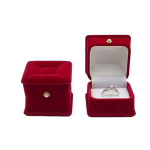 Boîte à bijoux élégante et écologique en velours durable à double compartiment, boîte de rangement pour bagues de couleur rouge unie, boîte à bagues pour couple - Product Image 3
