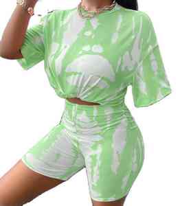 Ensemble été femme en coton tie-dye, haut et short, coupe classique, tissu léger et doux, style décontracté - Product Image 1