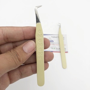 Pinces à épiler professionnelles de haute qualité en fibre de diamant crème, à pointe de 90 degrés, en acier inoxydable, personnalisées - Product Image 2