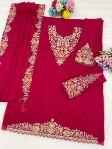 Salwar Kameez Moderno de Chinon Pesado con Bordado Intenso, Trabajo de Lentejuelas de 3mm y Trabajo Khatli para Fiestas, Bodas y Graduaciones - Product Image 3