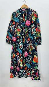 Bata Floral de Algodón Hecha a Mano: Vestido Estilo Kimono Boho - Product Image 3