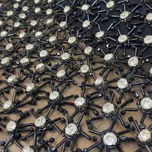 Tela de Encaje con Cuentas Sólidas Hecha a Mano de Lujo, 100% Poliéster, Ancho Personalizado, Venta al Por Mayor B2B Directo de Fábrica - Product Image 3