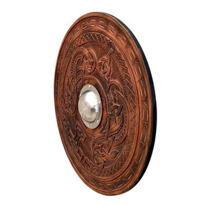 Escudo Redondo Vikingo de Madera Resistente, Artesanía Nórdica Tradicional Hecha a Mano para Accesorios de Disfraces y Colección - Product Image 5