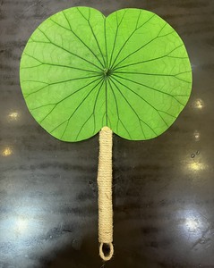 Abanico de mano de bambú vietnamita para eventos culturales y regalos - Product Image 1