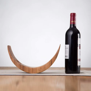 Soporte artesanal de madera para vino: un impresionante soporte para botellas y Vasos - Product Image 4