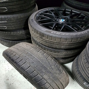 Entrega Rápida, Neumático Usado 225/40R18, Sólido, Ultra Alto Rendimiento, Radial de Verano, Carga 92Y, Gran Agarre, Tecnología Alemana, Natural - Product Image 1