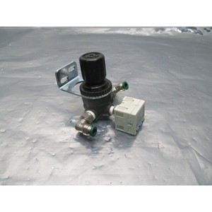 Régulateur de pression Norgen R07-200-RGKA avec SMC - Équipement et pièces semi-conductrices de renommée mondiale - Product Image 1