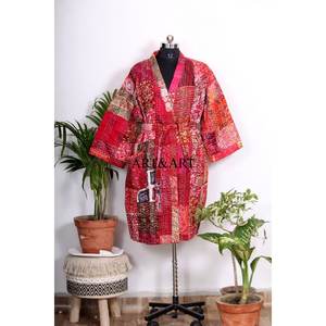 Kimono Kantha hecho a mano con parches de seda, estilo japonés, ropa de playa, estilo bohemio, abrigo de invierno multicolor con cinturón. - Product Image 1