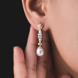 Boucles d'oreilles goutte diamant - Product Image 3