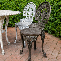 Ensemble de salle à manger d'extérieur en aluminium moulé, table et chaises de jardin en métal noir, mobilier de terrasse de luxe pour la maison, la cour arrière, la terrasse