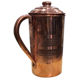 Jarra de cobre con acabado oxidado, de aspecto antiguo y diseño práctico para uso espiritual o tradicional. - Product Image 1