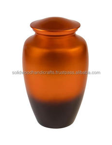 Urnas Funerarias Decorativas de Latón de Alta Calidad, Urnas Hechas a Mano para Hombres y Mujeres - Product Image 3