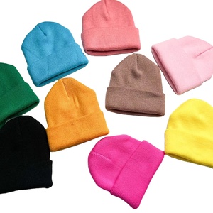 หมวกถักสำหรับฤดูหนาวแบบถักสีพื้นอบอุ่นเป็นมิตรกับสิ่งแวดล้อมโลโก้ตามสั่ง - Product Image 1