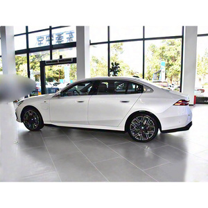 Nuova <span class=keywords><strong>BMW</strong></span> i5 xDrive40 <span class=keywords><strong>Elettrica</strong></span> 2026 Guida a Sinistra (LHD) 0 km per Mercato UAE Russia - Auto <span class=keywords><strong>Elettrica</strong></span> di Lusso in Offerta Speciale - Product Image 4