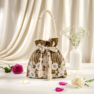 AL MALIK CRAFT Pochette Potli en coton faite main, brodée sur mesure, avec broderie de perles, motif floral et pompon, pour mariage et maison - Product Image 3