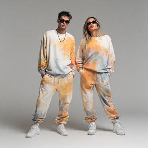 Conjunto Deportivo Tie Dye Sublimado para Mujer, Sudadera con Hombros Caídos y Pantalones Jogger Tie Dye - Product Image 1