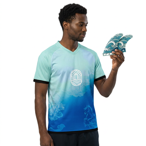 เสื้อฟุตบอลผู้ชาย FITRYDER สีน้ำเงินไล่เฉด คอวี แขนสั้น พิมพ์ลายแบบ Sublimated ระบายเหงื่อได้ดี ทรงปกติ สำหรับผู้ใหญ่ ใส่ได้ในฤดูร้อน - Product Image 2