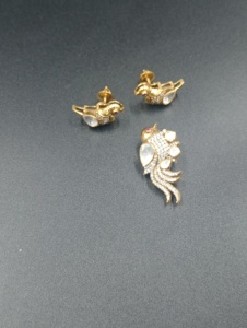 Amaira Jewels – Ensemble de pendentifs oiseaux en argent plaqué or pour femme, avec cristaux et strass, pierres taillées en poire, breloque vintage à thème animal - Product Image 4