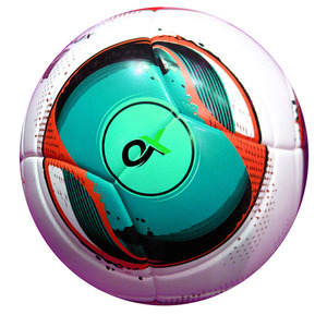 Ballon de football pakistanais taille 5, personnalisé avec logo du fabricant, écologique, léger, avec vessie en butyl haute performance, cousu à la machine - Product Image 5