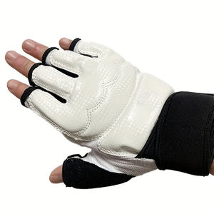 Gants de boxe MMA personnalisés de haute qualité pour adultes, gants de grappling MMA à paume ouverte pour professionnels - Product Image 1