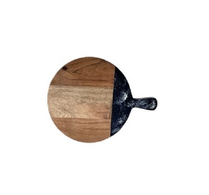 Mango de resina negra con forma redonda, junta de madera con logotipo personalizado, cantidad de madera, embalaje ambiental - Product Image 1