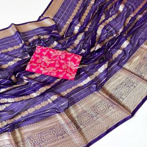 Sari VASTRA COTTAGE de viscosa pura con tejido jacquard Georgette y borde Zari, teñido a mano, con blusa de seda Dola en contraste - Product Image 2