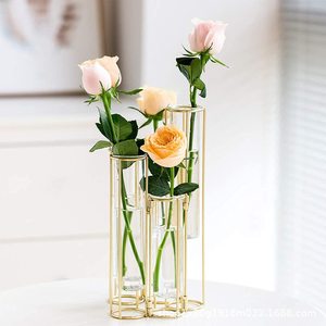 Vase en verre en forme de tube à essai avec support en métal doré, pour la propagation de plantes hydroponiques, centre de table pour la maison et le bureau - Product Image 2