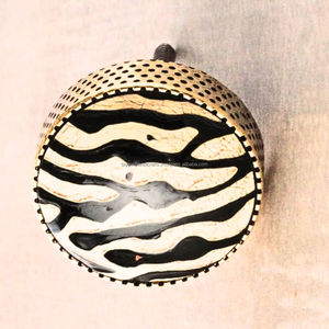 Tiradores y Pomos para Cajones y Puertas de Madera, Resina, Hueso, Cuerno, Latón, con Campana de Cristal - Product Image 4