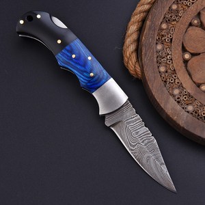 Couteau pliant en acier Damas, manche en résine noire et bois Pakka, étui, couteau de chasse EDC de haute qualité - Product Image 1